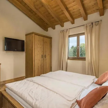 Holiday home Leonardo *