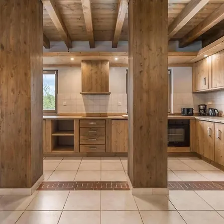Leonardo Holiday home
