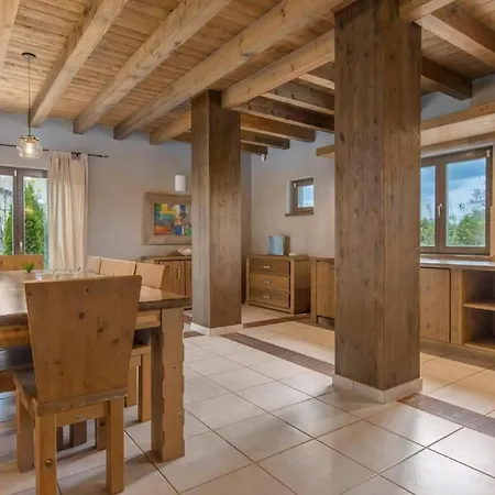 Holiday home Leonardo Jursici
